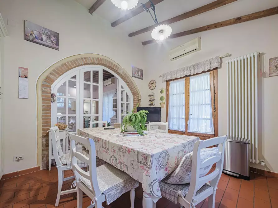 Immagine 12 di Rustico / casale in vendita  a Crespina Lorenzana