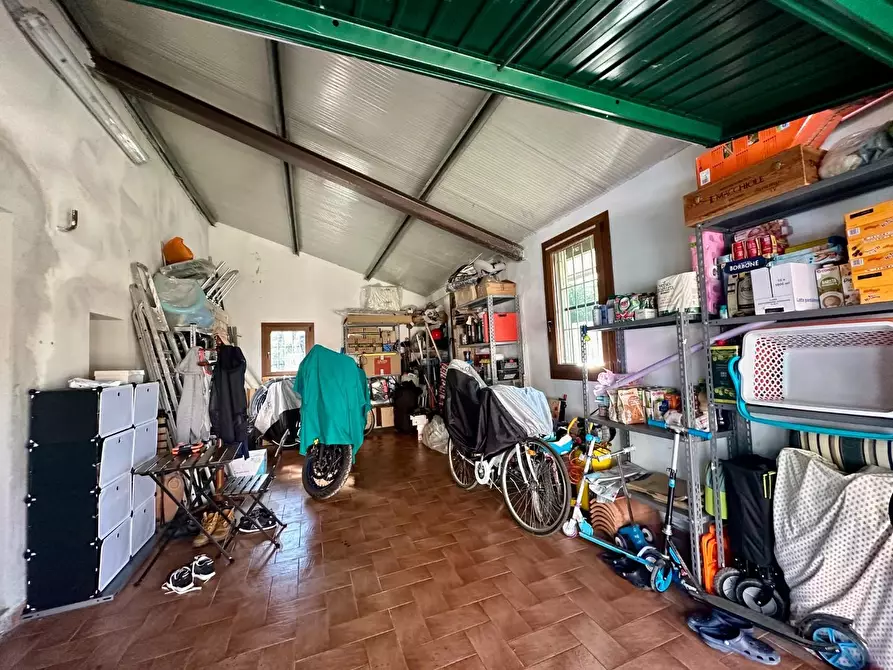 Immagine 37 di Villa in vendita  a Castelfranco Di Sotto