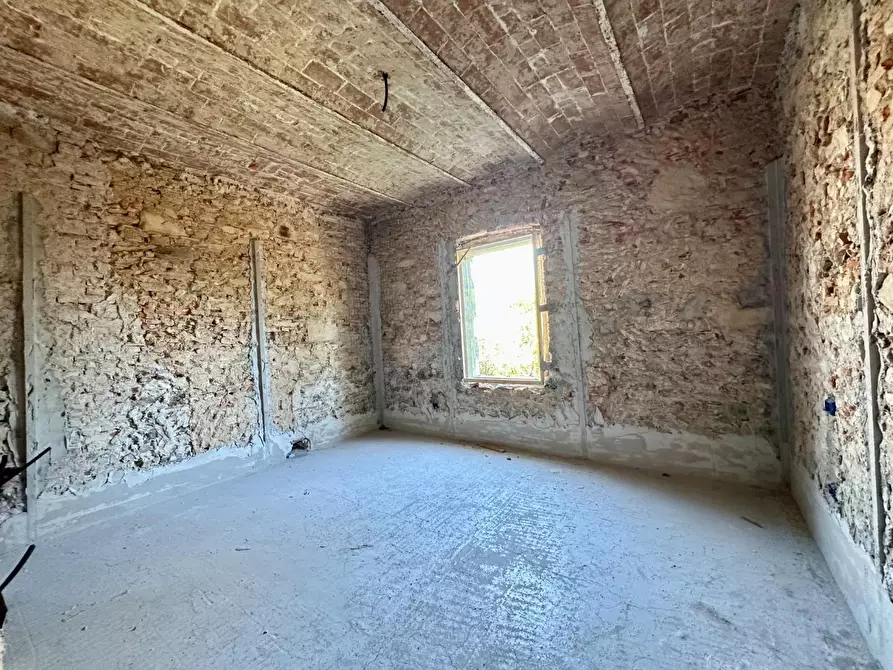 Immagine 23 di Villa in vendita  a Castelfranco Di Sotto