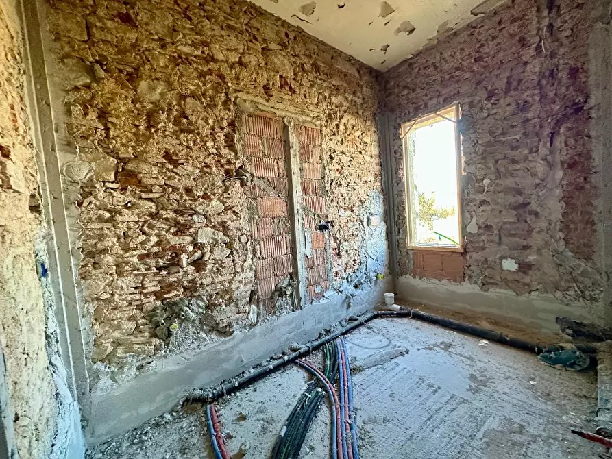 Immagine 25 di Villa in vendita  a Castelfranco Di Sotto