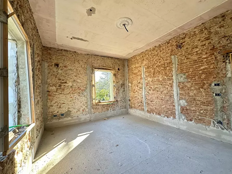 Immagine 20 di Villa in vendita  a Castelfranco Di Sotto