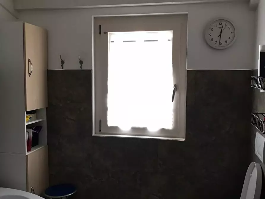 Immagine 20 di Villa in vendita  a Massa