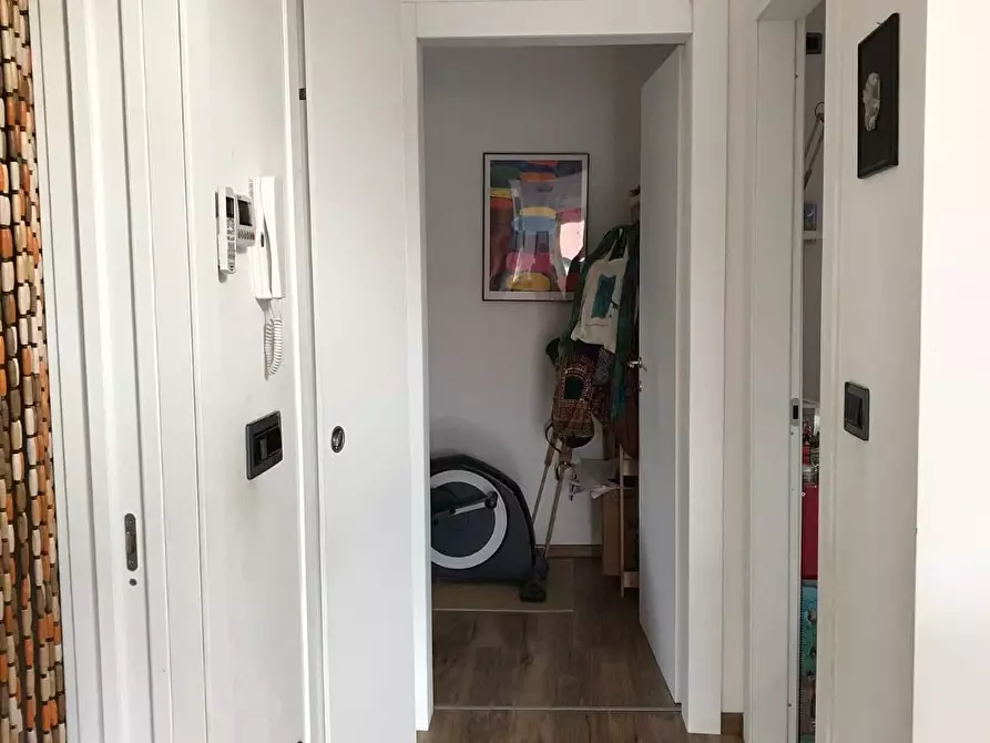 Immagine 16 di Villa in vendita  a Massa