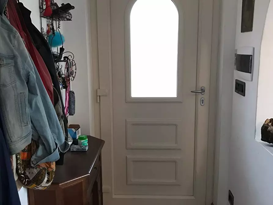 Immagine 48 di Villa in vendita  a Massa