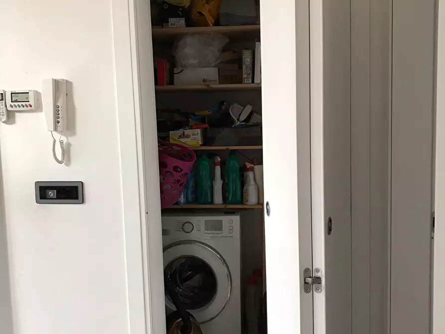 Immagine 13 di Villa in vendita  a Massa