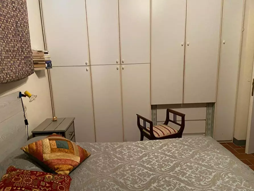 Immagine 14 di Villa in vendita  a Siena