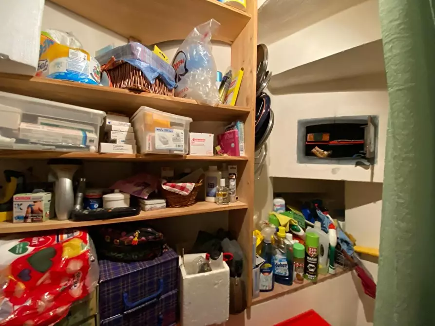 Immagine 15 di Villa in vendita  a Siena