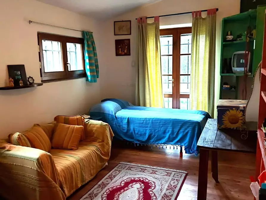 Immagine 24 di Villa in vendita  a Siena