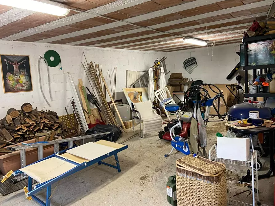 Immagine 30 di Villa in vendita  a Siena