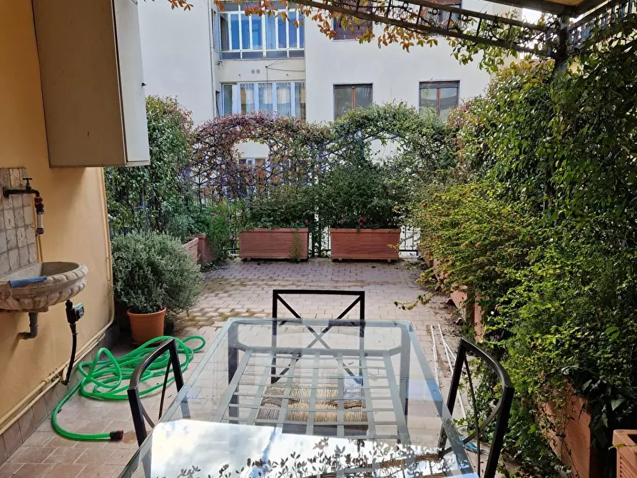 Immagine 23 di Appartamento in affitto  a Pisa