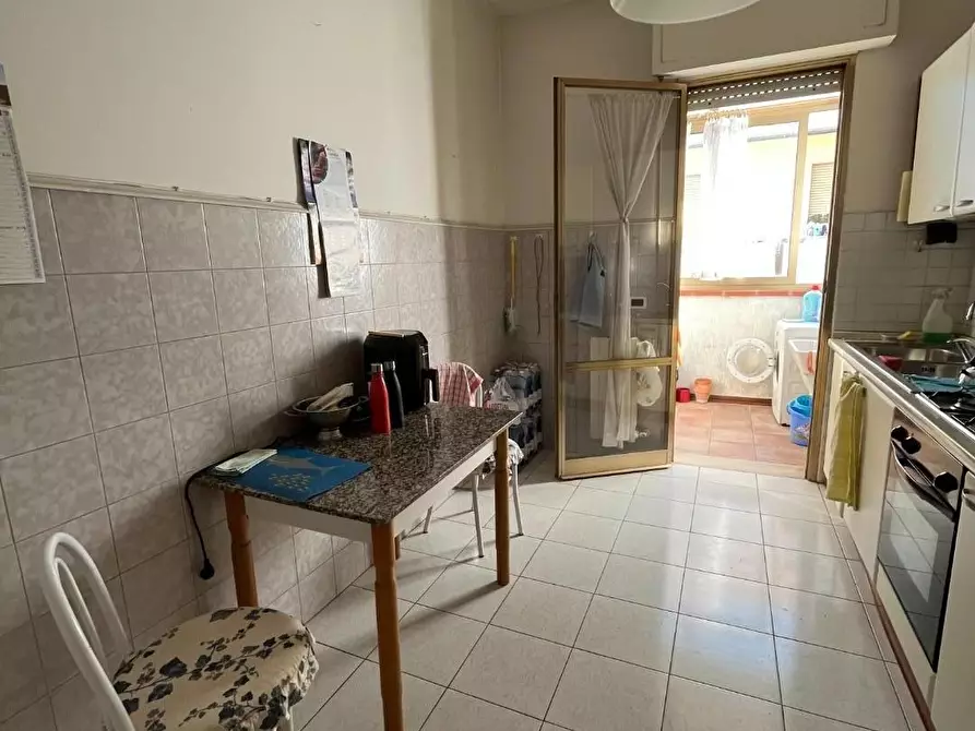 Immagine 9 di Appartamento in vendita  a Viareggio