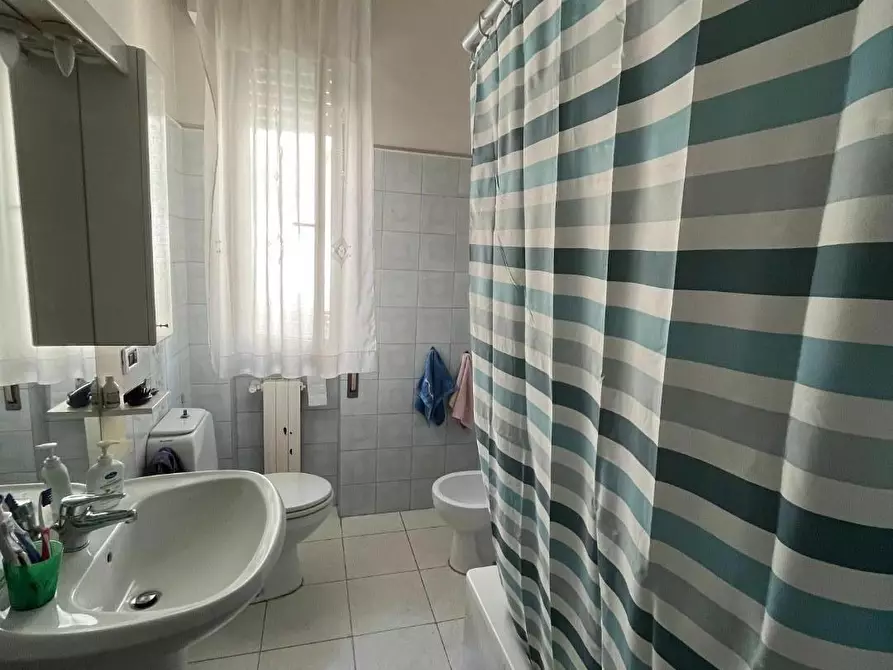 Immagine 3 di Appartamento in vendita  a Viareggio