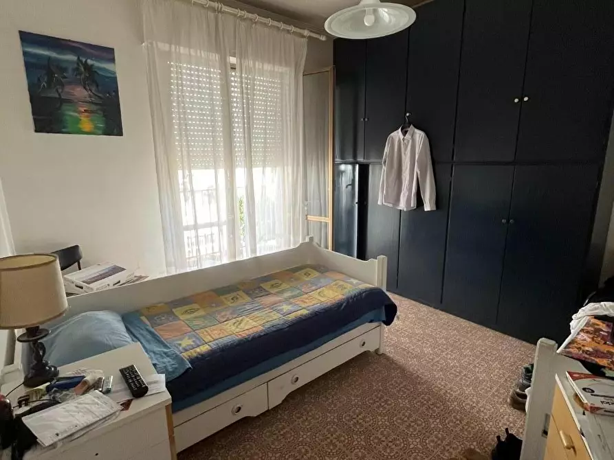 Immagine 2 di Appartamento in vendita  a Viareggio