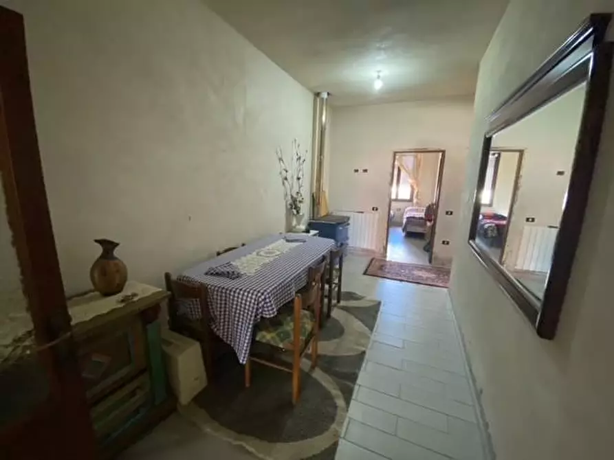 Immagine 6 di Appartamento in vendita  a Santa Maria A Monte