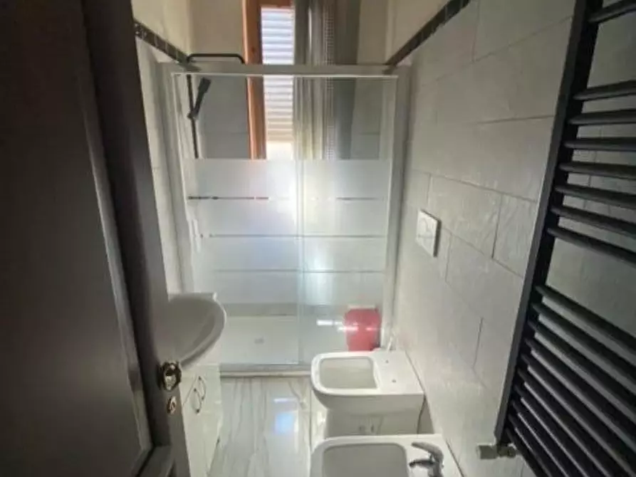 Immagine 12 di Appartamento in vendita  a Santa Maria A Monte