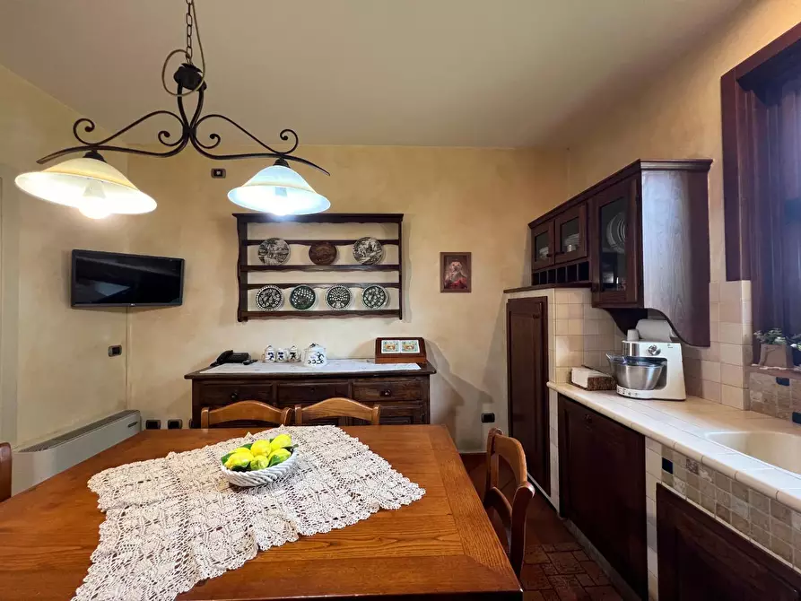 Immagine 13 di Villa in vendita  a Vinci