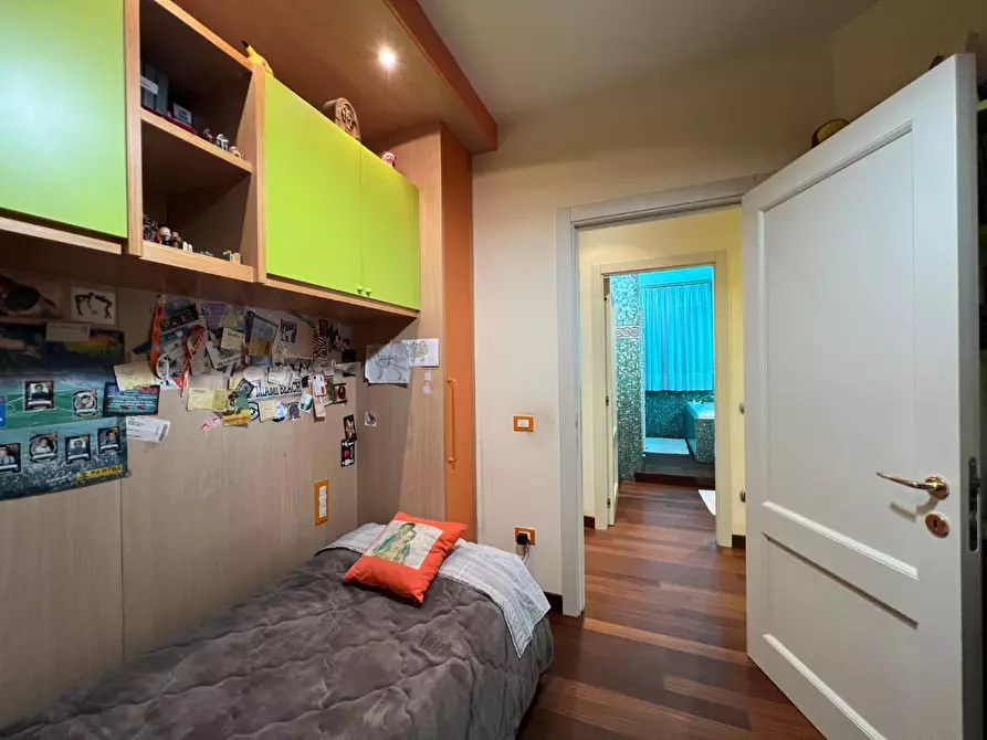 Immagine 38 di Villa in vendita  a Vinci