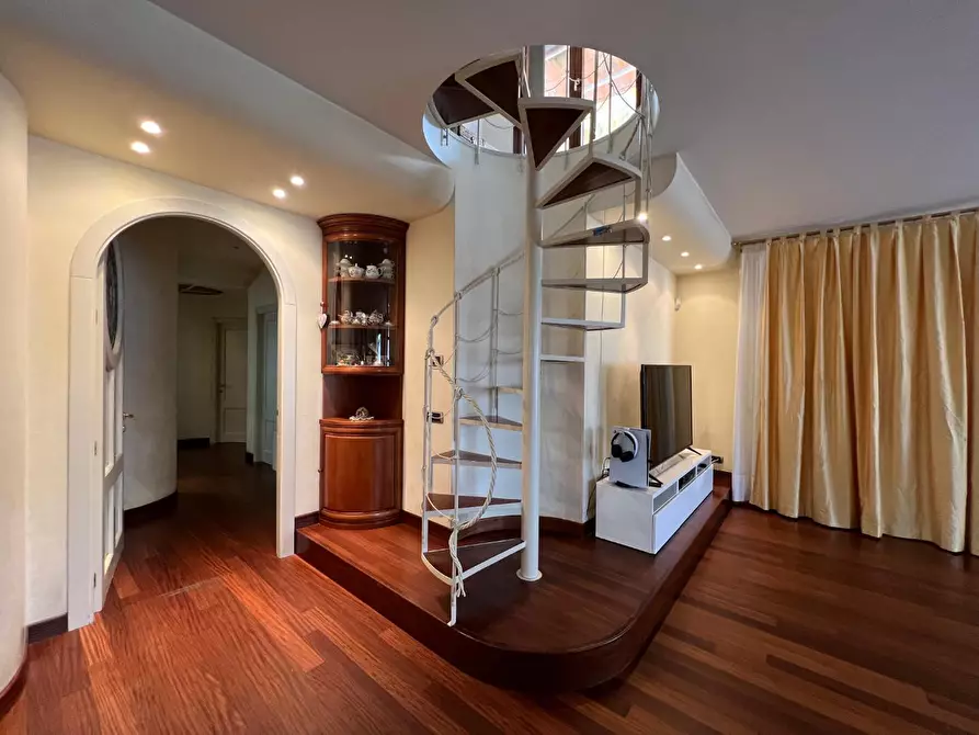 Immagine 23 di Villa in vendita  a Vinci