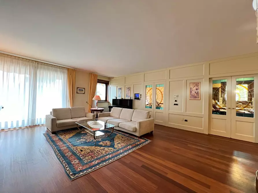 Immagine 15 di Villa in vendita  a Vinci