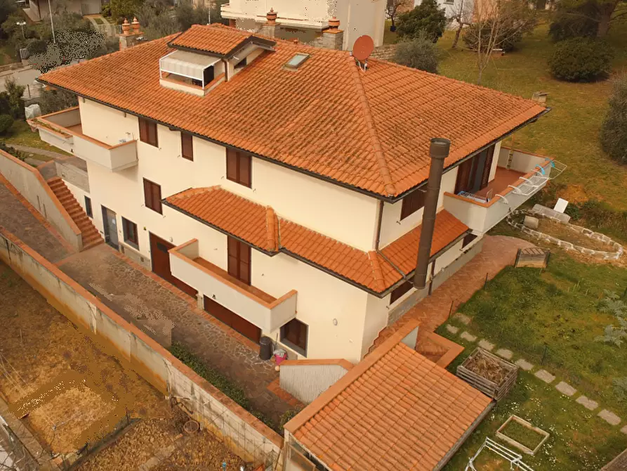 Immagine 54 di Villa in vendita  a Vinci