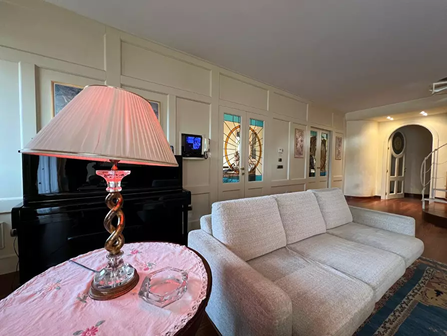 Immagine 18 di Villa in vendita  a Vinci