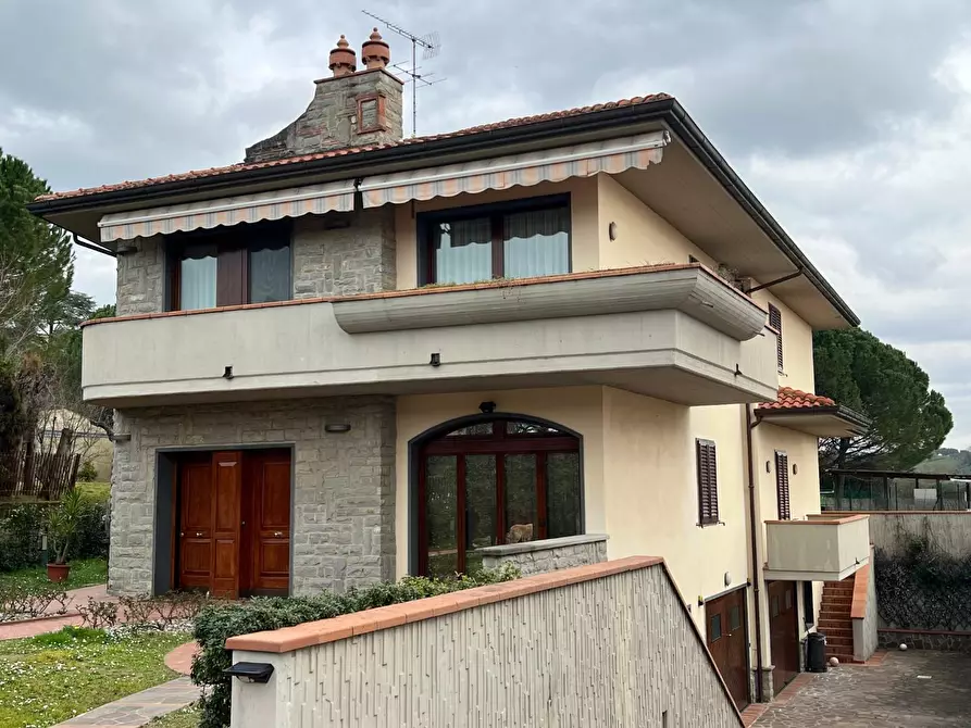 Immagine 52 di Villa in vendita  a Vinci