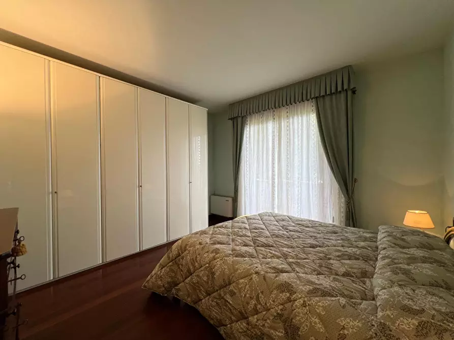 Immagine 34 di Villa in vendita  a Vinci