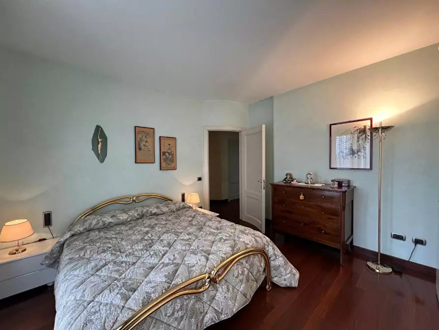 Immagine 43 di Villa in vendita  a Vinci