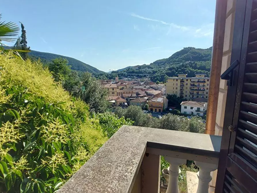 Immagine 31 di Villa in vendita  a Aulla