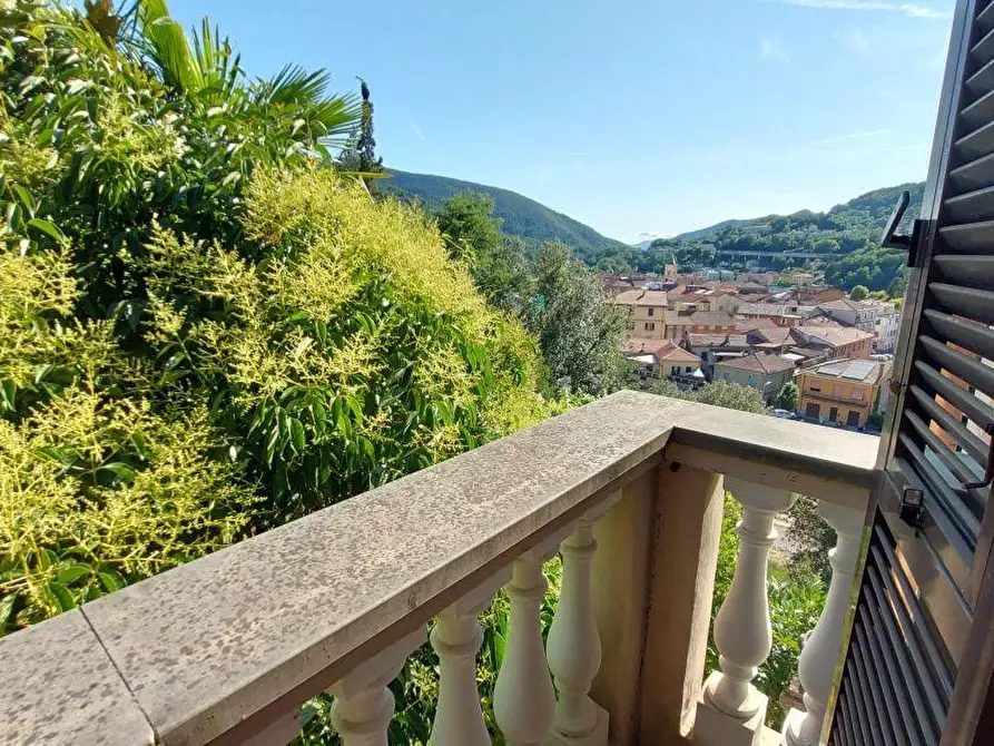 Immagine 37 di Villa in vendita  a Aulla