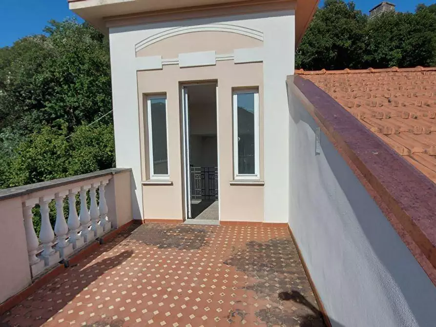 Immagine 42 di Villa in vendita  a Aulla