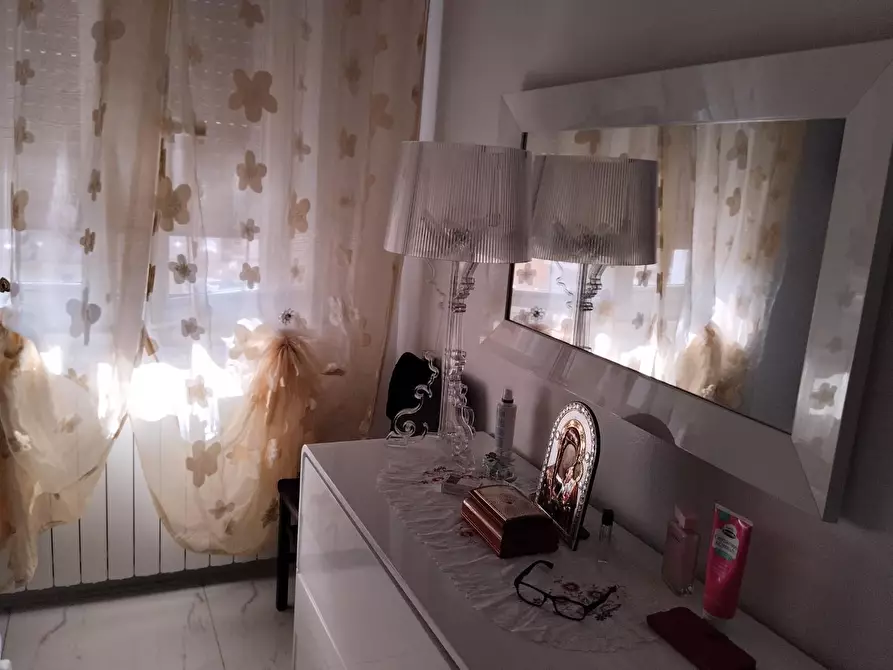 Immagine 8 di Appartamento in vendita  a Carrara