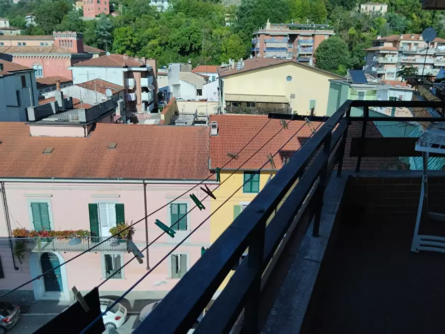 Immagine 9 di Appartamento in vendita  a Carrara