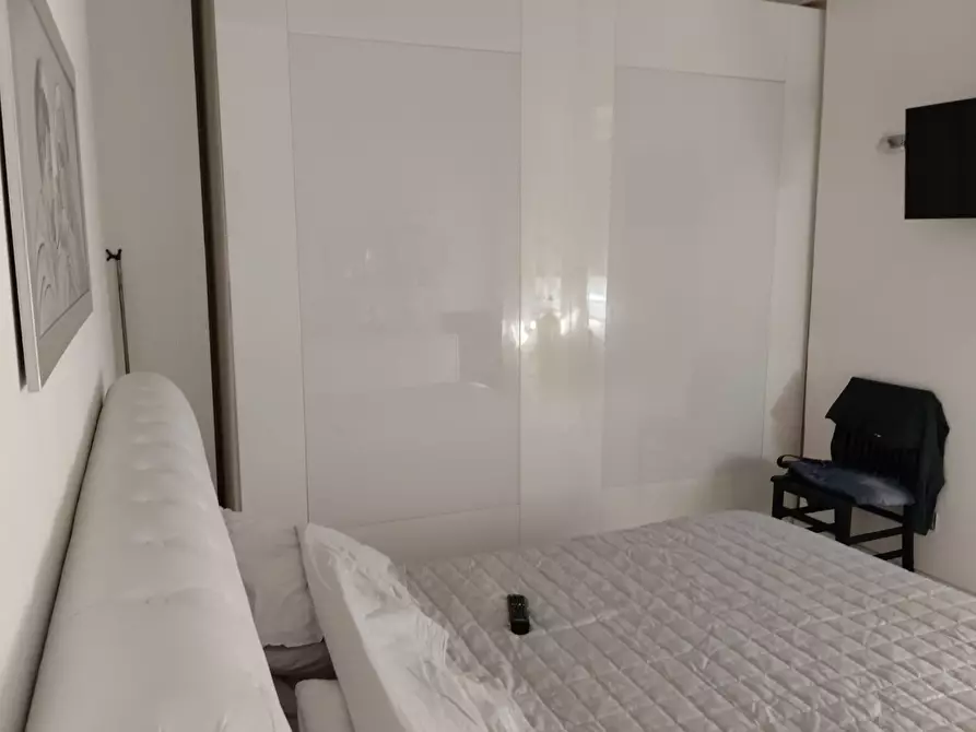 Immagine 7 di Appartamento in vendita  a Carrara