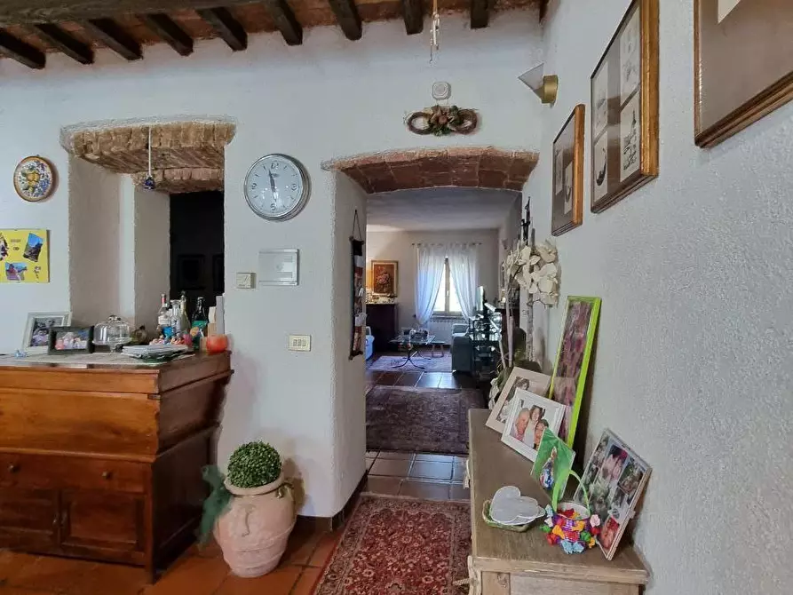 Immagine 31 di Porzione di casa in vendita  a Casole D'elsa