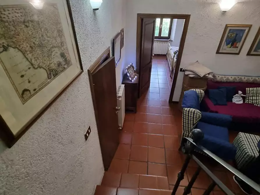 Immagine 8 di Porzione di casa in vendita  a Casole D'elsa