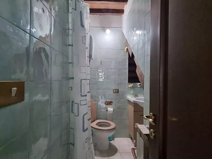 Immagine 22 di Porzione di casa in vendita  a Casole D'elsa