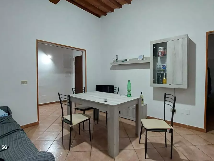 Immagine 3 di Appartamento in vendita  a Livorno