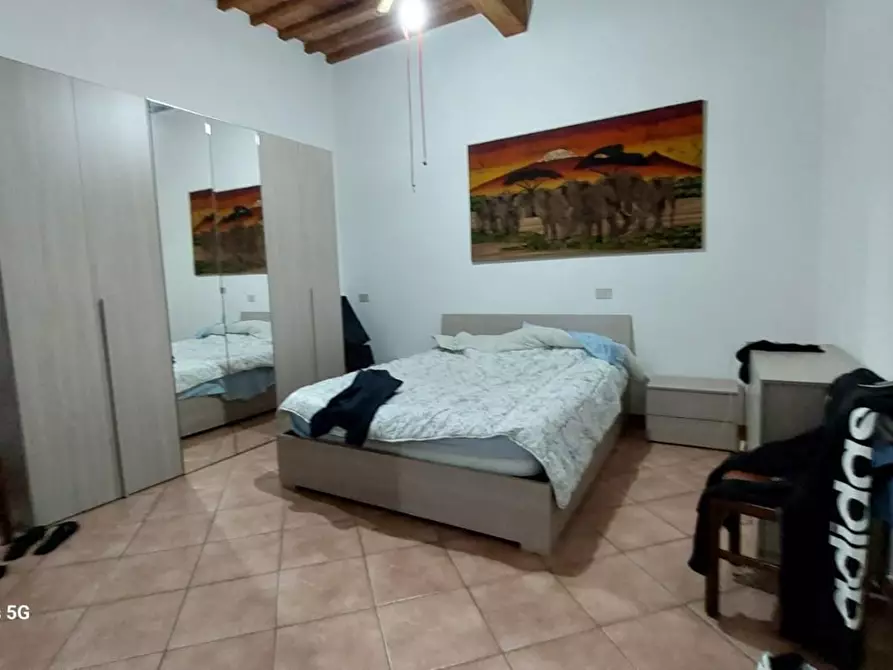 Immagine 2 di Appartamento in vendita  a Livorno