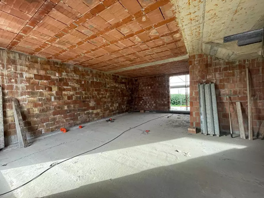 Immagine 3 di Villetta a schiera in vendita  a Massa E Cozzile