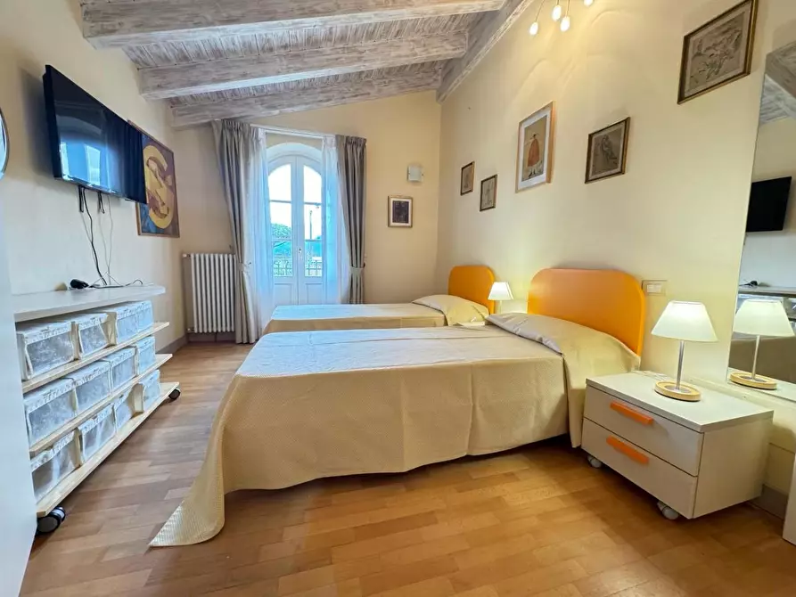 Immagine 14 di Appartamento in affitto  a Forte Dei Marmi