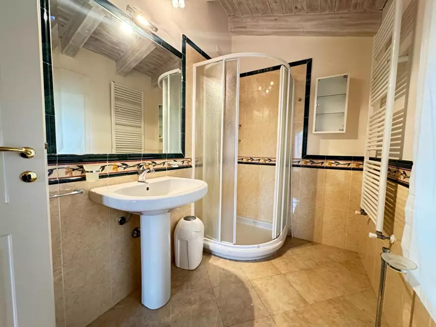 Immagine 17 di Appartamento in affitto  a Forte Dei Marmi