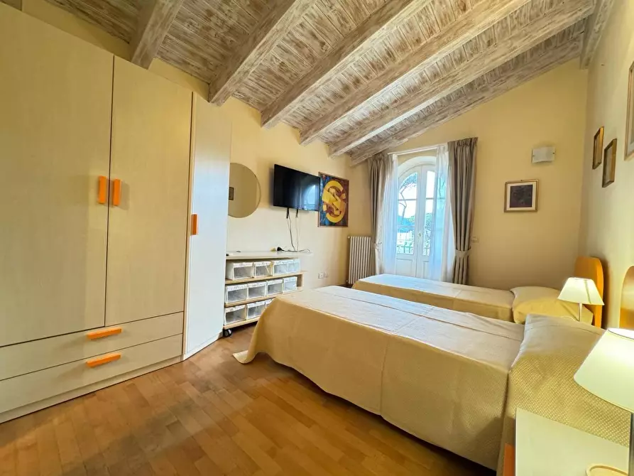 Immagine 15 di Appartamento in affitto  a Forte Dei Marmi