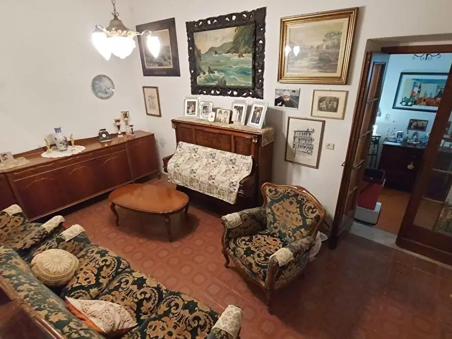 Immagine 13 di Casa semindipendente in vendita  a Podenzana