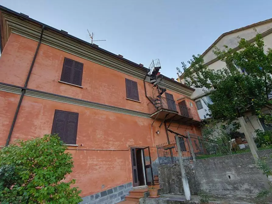 Immagine 3 di Casa semindipendente in vendita  a Podenzana