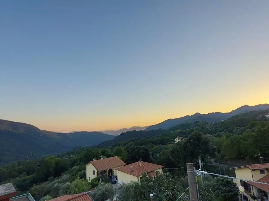 Immagine 23 di Casa semindipendente in vendita  a Podenzana