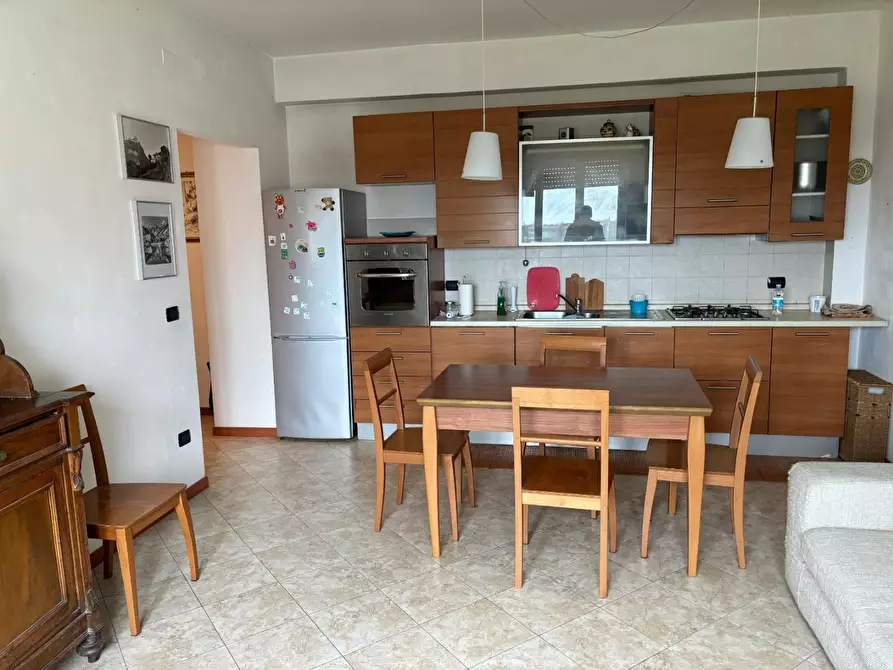 Immagine 26 di Appartamento in vendita  a Ortonovo