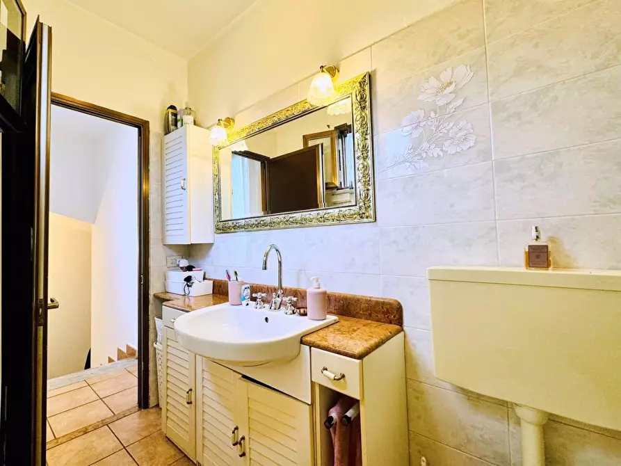 Immagine 16 di Casa semindipendente in vendita  a Pietrasanta