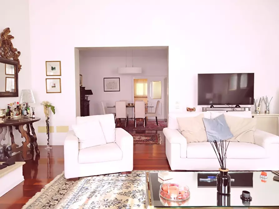 Immagine 20 di Villa in vendita  a Montelupo Fiorentino