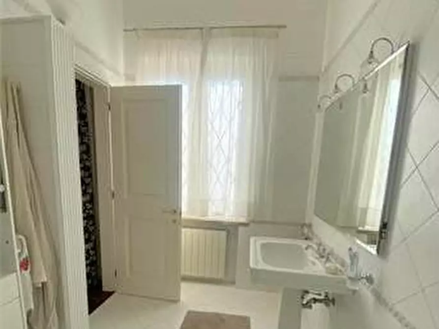 Immagine 18 di Villa in vendita  a Montelupo Fiorentino